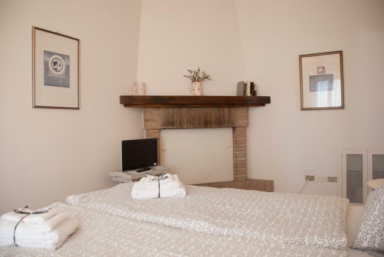 Calmancino Delle Selve Bed & Breakfast Urbino Bagian luar foto